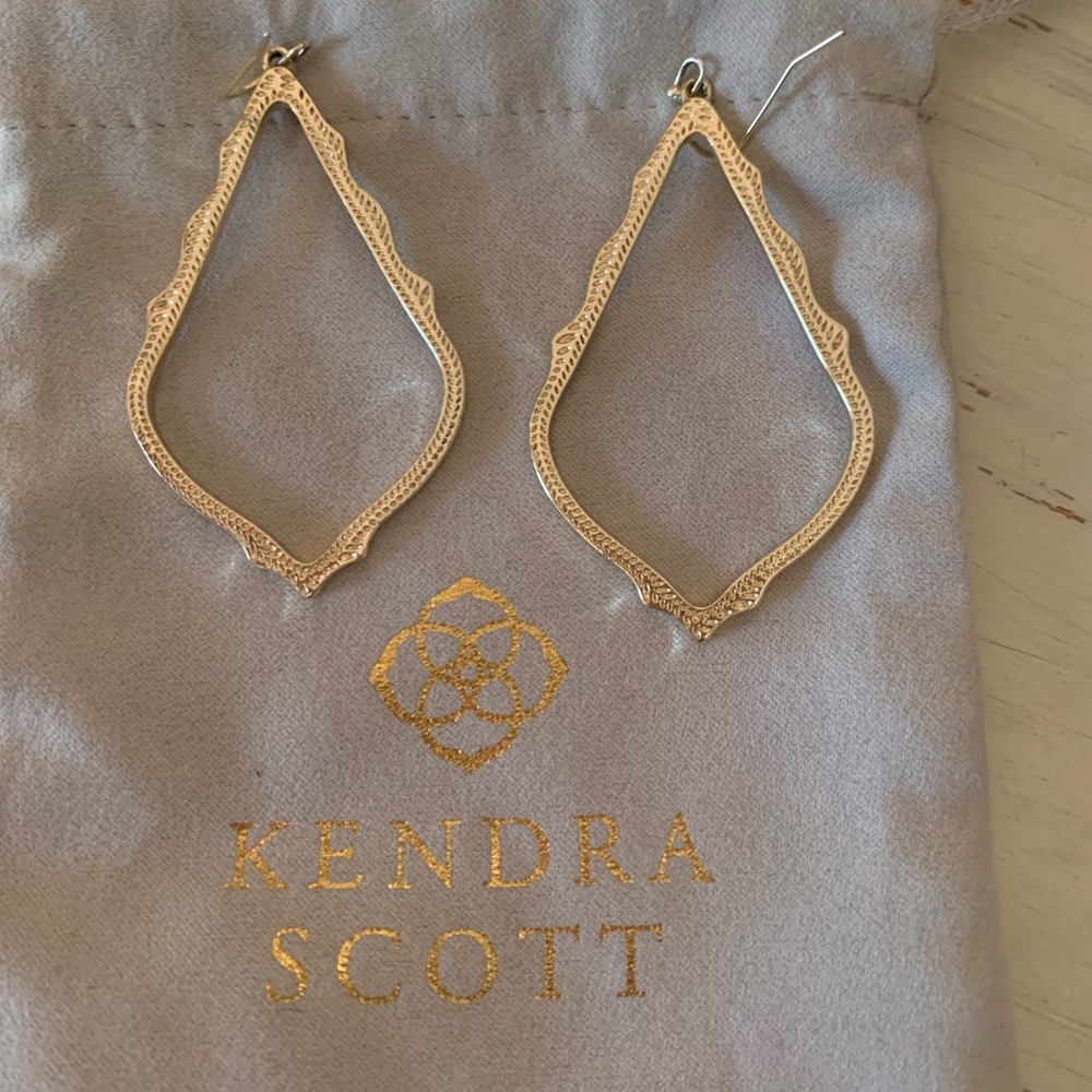 Kendra Scott Sophie earrings